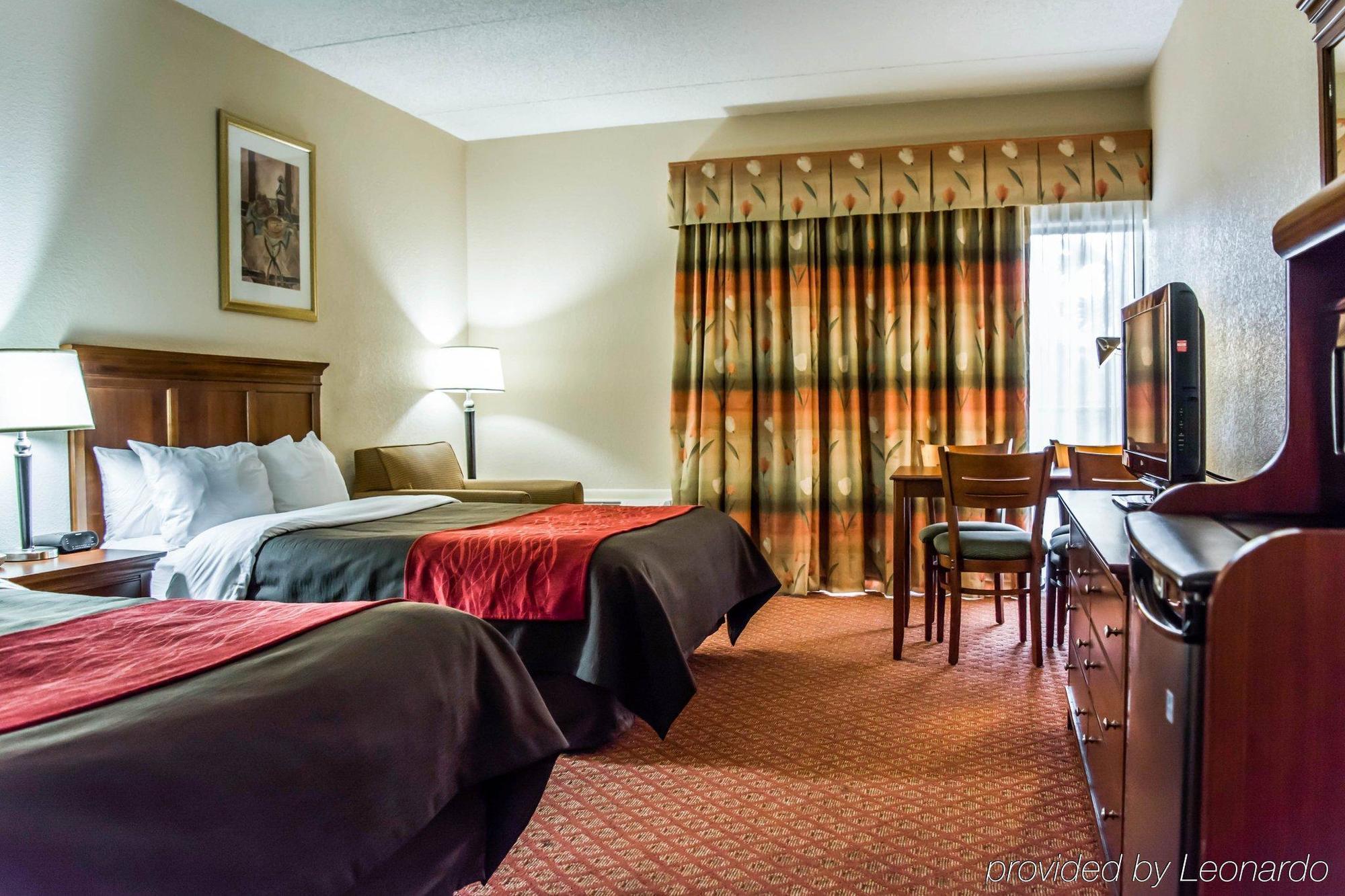 Baymont By Wyndham Bonita Springs Hotel Eksteriør billede