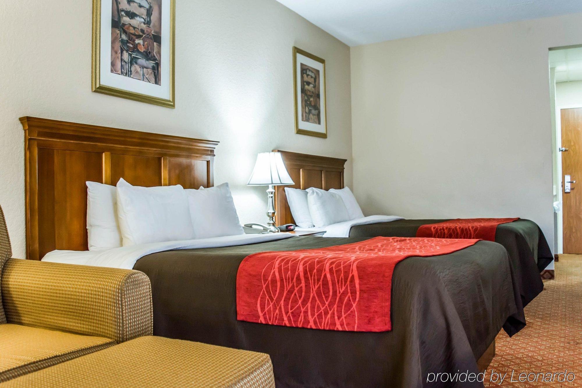 Baymont By Wyndham Bonita Springs Hotel Eksteriør billede