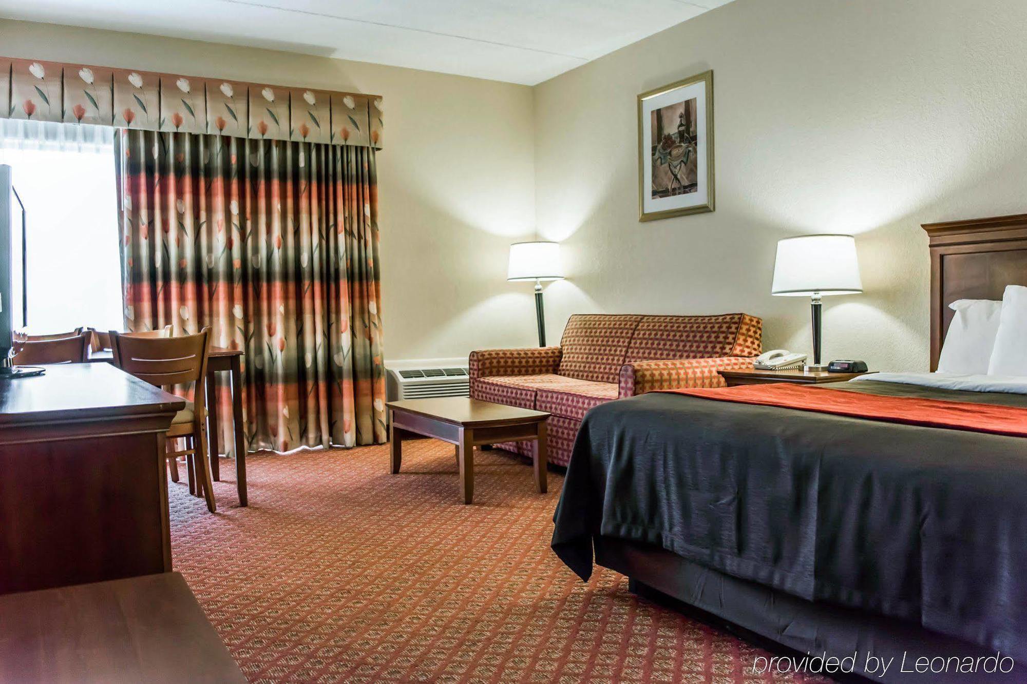 Baymont By Wyndham Bonita Springs Hotel Eksteriør billede