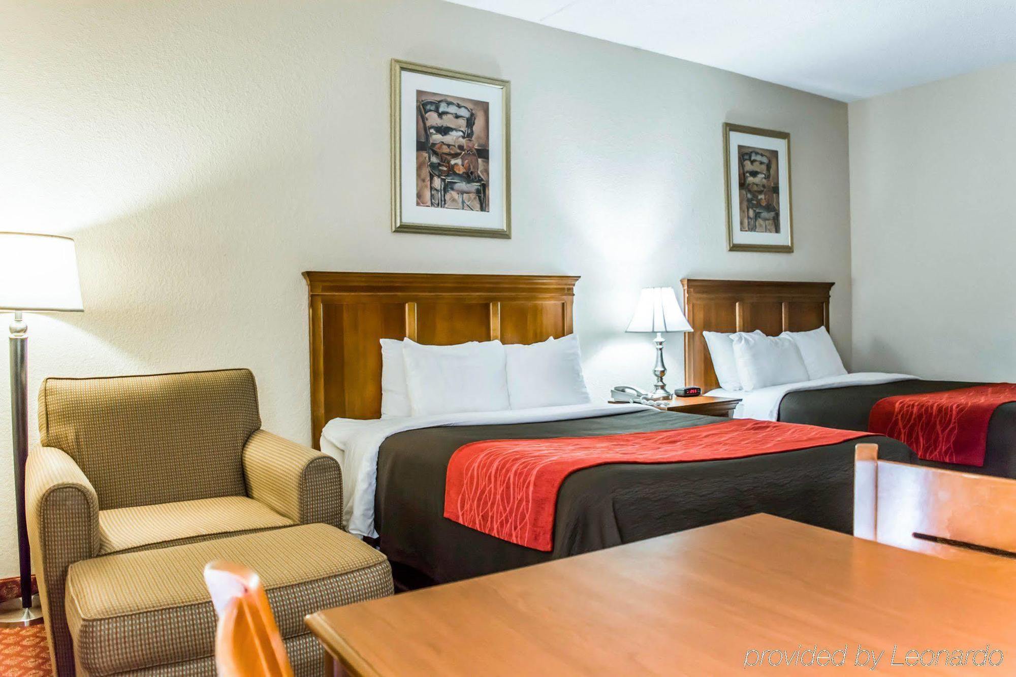 Baymont By Wyndham Bonita Springs Hotel Eksteriør billede