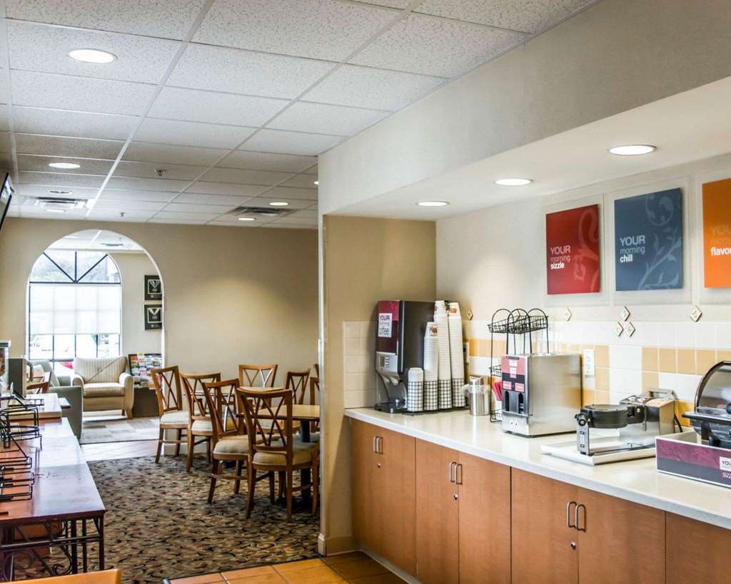 Baymont By Wyndham Bonita Springs Hotel Restaurant billede